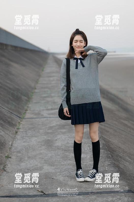 17吃瓜网 喂饱你的好奇心:“17吃瓜网”带你畅游八卦线路——踩点不踩雷!