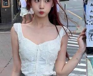 当校园大瓜轮番上演，51吃瓜网“永不迷路”，随时为你解锁新动态！