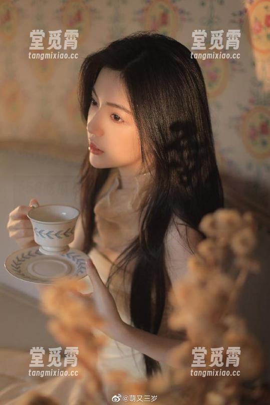58吃瓜 58吃瓜官网app,吃瓜、喝茶、火速翻滚,别太投入哦!