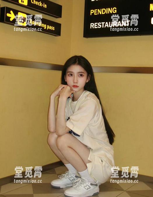 www.吃瓜 从www.吃瓜导航到八卦世界,速度堪比飞碟!