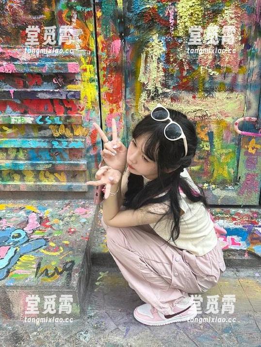 一起吃瓜 ios系统下的翰林府奇妙指南,吃瓜小助手“一起吃瓜”带着你飞~