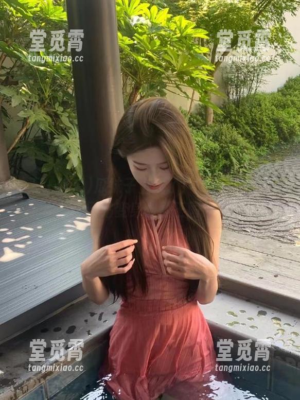 瓜妹子上线了！“五一吃瓜”网站变身幽默王国！