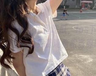 不止是吃瓜，ios下载吃瓜不打烊，在线免费观看相当养眼！