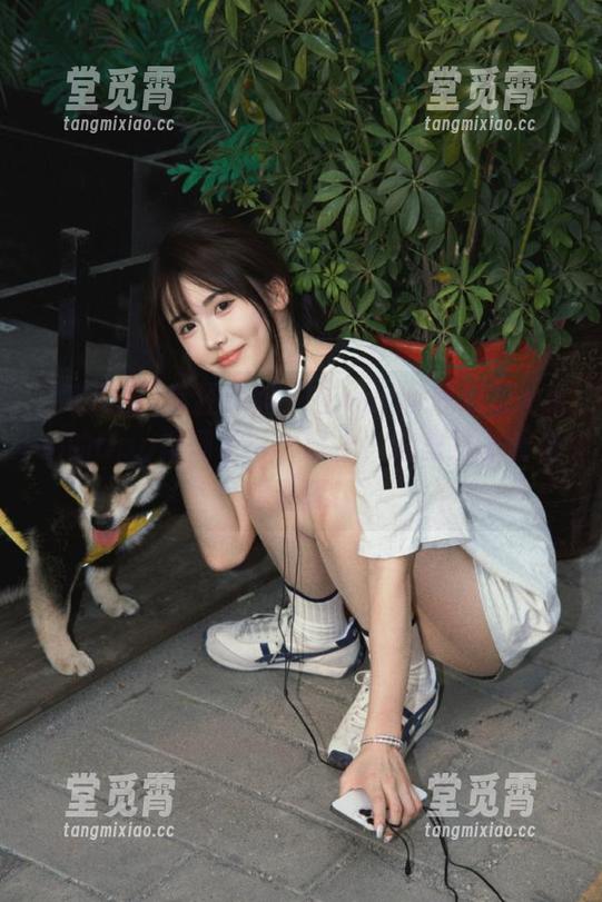 吃瓜瓜 疯狂尖叫!在www.吃瓜瓜.com的app徘徊了一个晚上,这里睡不着也想看瓜!
