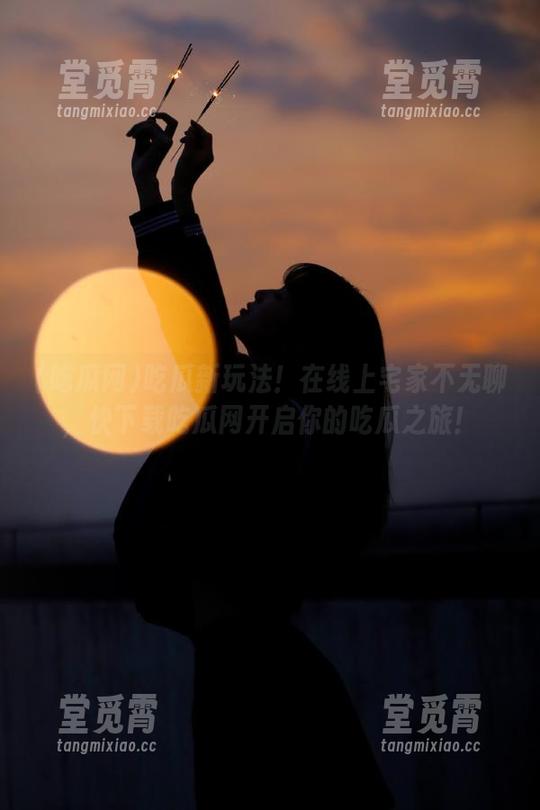 吃瓜新玩法！在线上宅家不无聊，快下载吃瓜网开启你的吃瓜之旅！