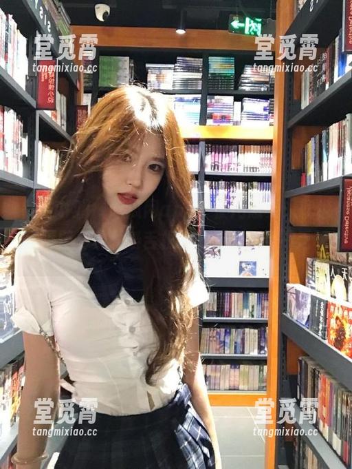 ‘吃瓜网app’使用感受：就像你隔壁那种爱嚼舌根的朋友，一点不乏味。