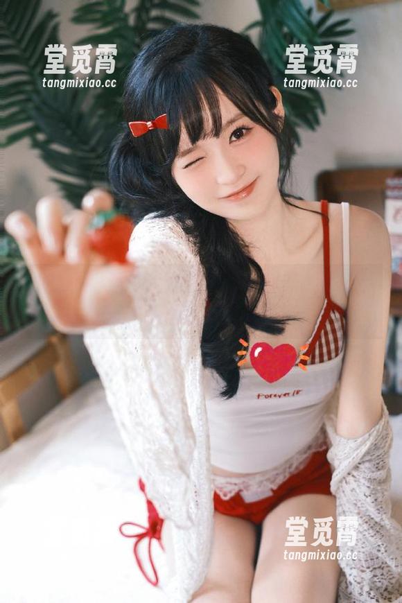 还在犹豫要不要下载吃瓜网？手里的手机默默等着呢！