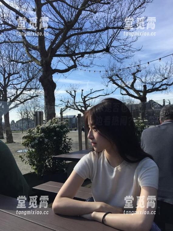 吃瓜黑网 网址来袭!你是否也在吃瓜黑网一边吃零食一边看热闹?