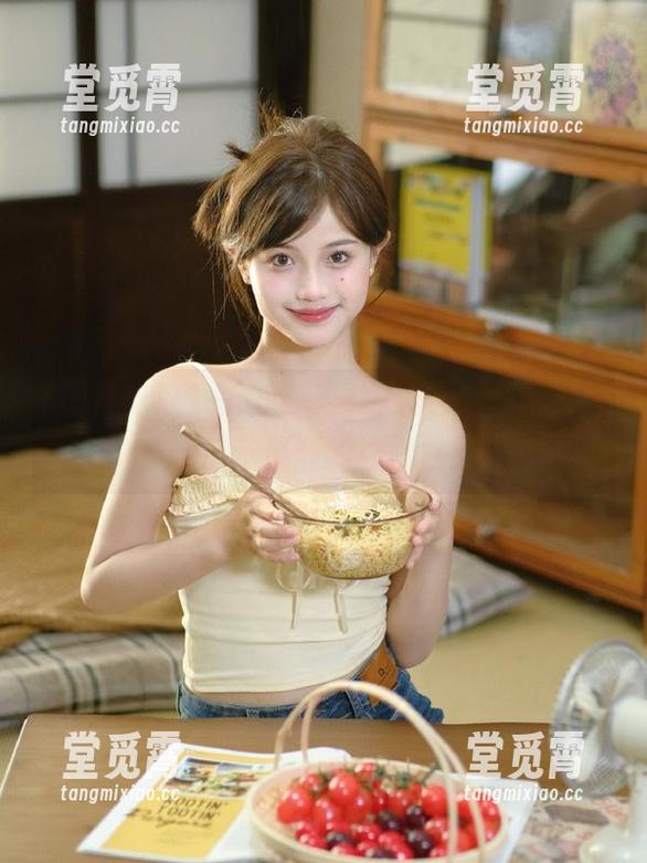 一边吃苹果一边吃瓜，走入国产吃瓜苹果版的奇妙世界！