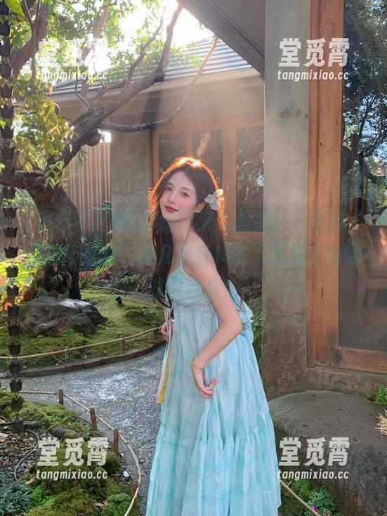黑料不打烊 传送门又亮起来了,快到“黑料不打烊”搬几桶新料去,真是无聊的时候救星!