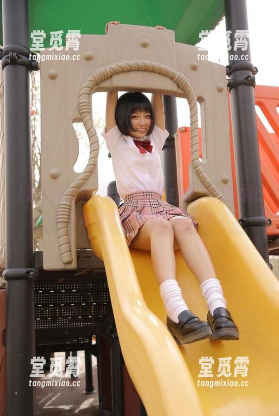 登录黑料不打烊，这地方比我家冰箱里的啤酒还要上瘾。