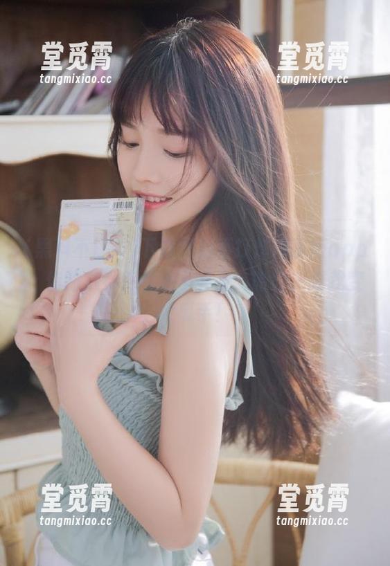 下载黑料不打烊网页版app，你的八卦库里绝不会少，哈哈，看我变大瓜手！