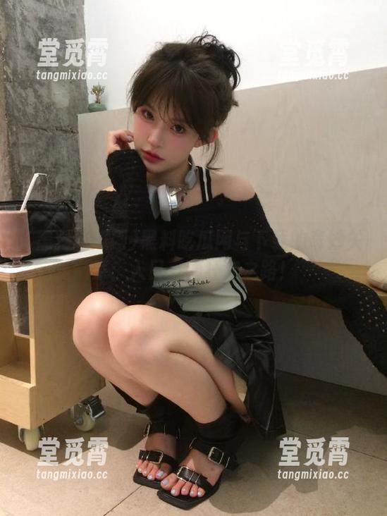 黑料吃瓜网 黑料吃瓜网与下载的奇妙关系:入口直通狂欢之路!