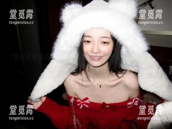 黑料正能量 想吃瓜?黑料正能量zzztttapp是你的传送门,走起!