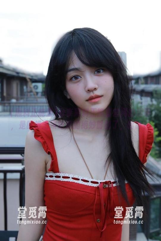 分享黑料正能量官网的趣事，是时候上演吃瓜的绝妙时刻了，哈哈！