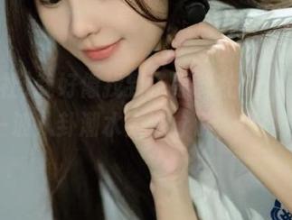 我好像找到了黑料社app的入口，这一波八卦潮水太过分了，不敢直视！