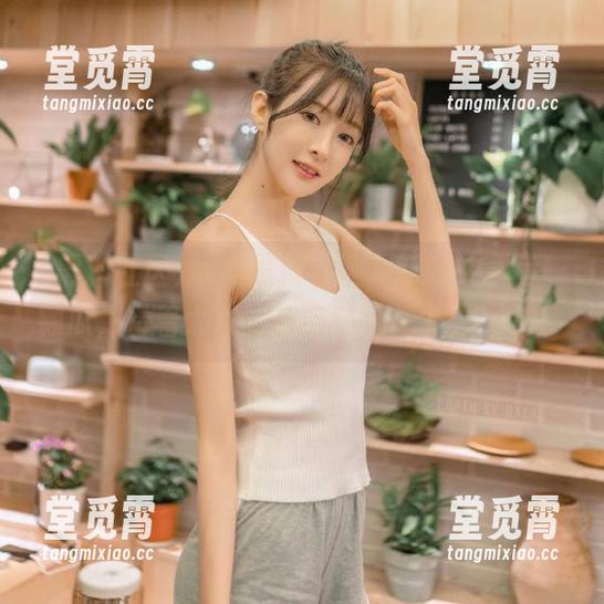 线上黑料社区，新鲜共享每一颗瓜，看着大家的反应那叫一个...ZOM！