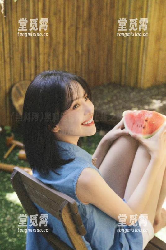 黑料网 黑料网官网:上线之旅,带你畅游瓜的海洋!